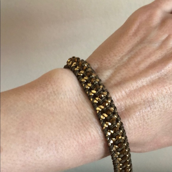Stella and dot adjustable gold bracelet - Picture 1 of 4